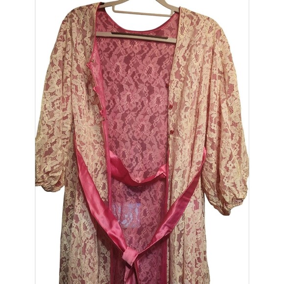 Jenelle of California Vintage Lace Overlay Nightgown & Robe Set – Hot Pink - Picture 7 of 14